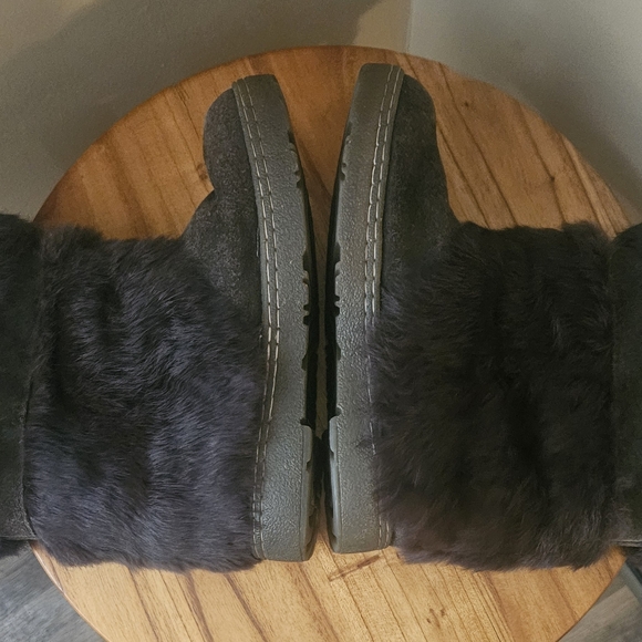 BearPaw Women's Chocolate Furry Ankle Booties - Picture 3 of 5